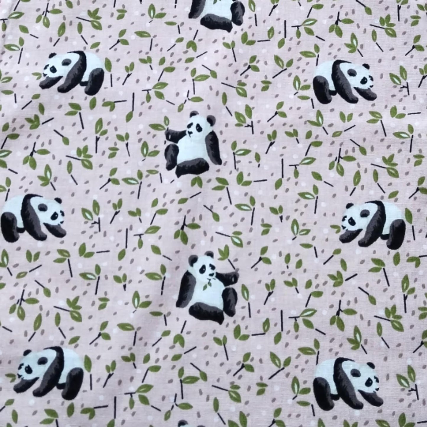 Serviette avec un élastique